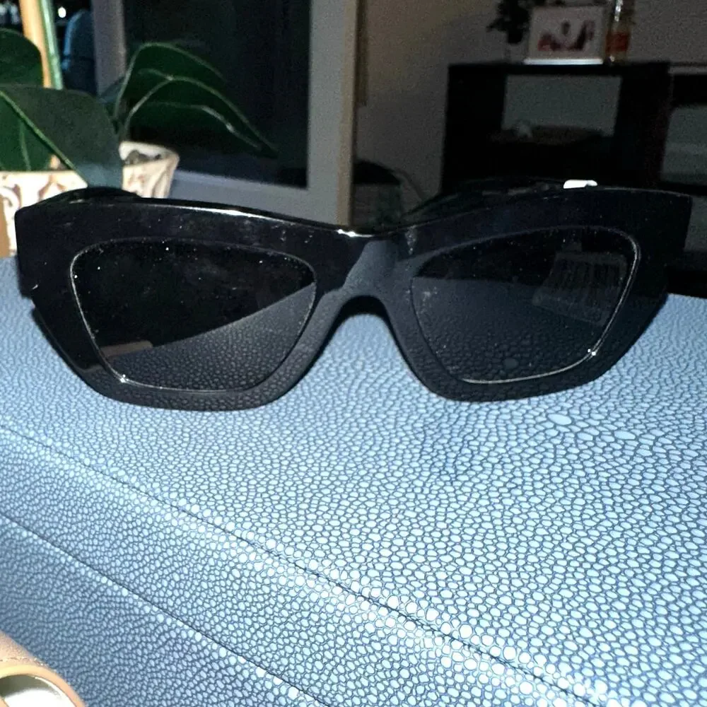 Burberry Inlaid Check Cat-eye Sunglasses Black New Gold Accents